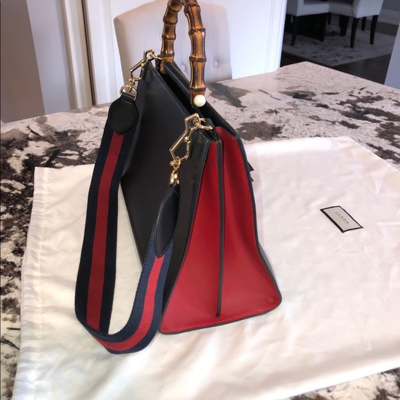 The Nymphaea Top Handle Bag - Picture 5 of 5